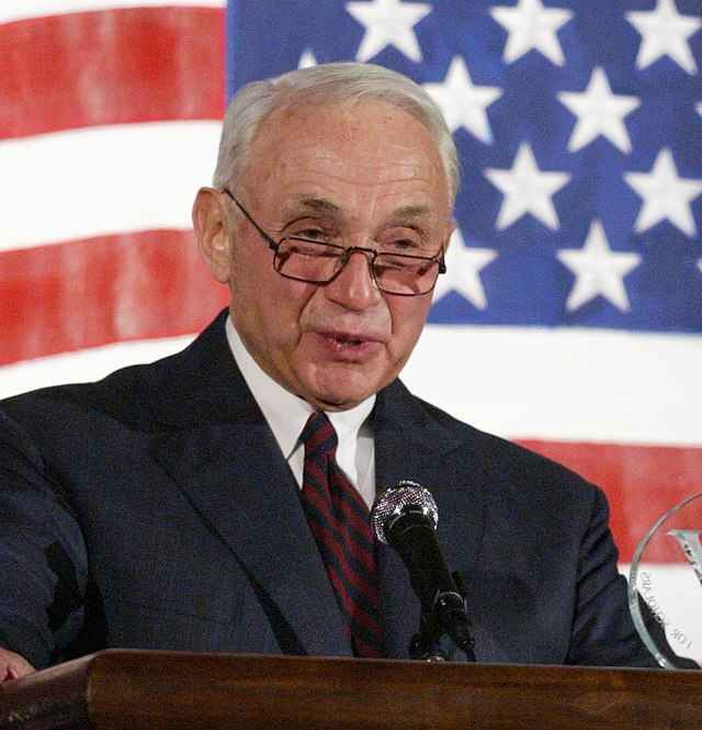 who is Les Wexner